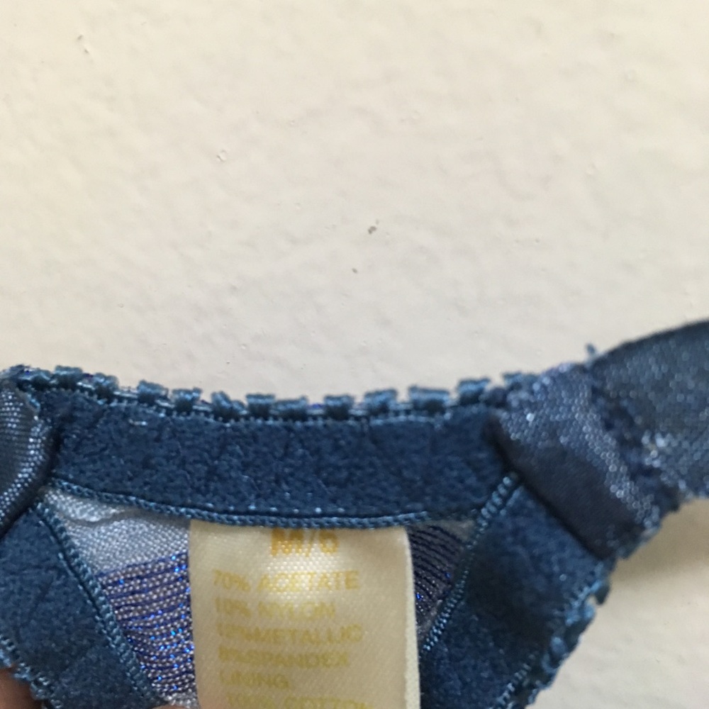 Sexy pin-up thong with side ties - Picture 3 of 6